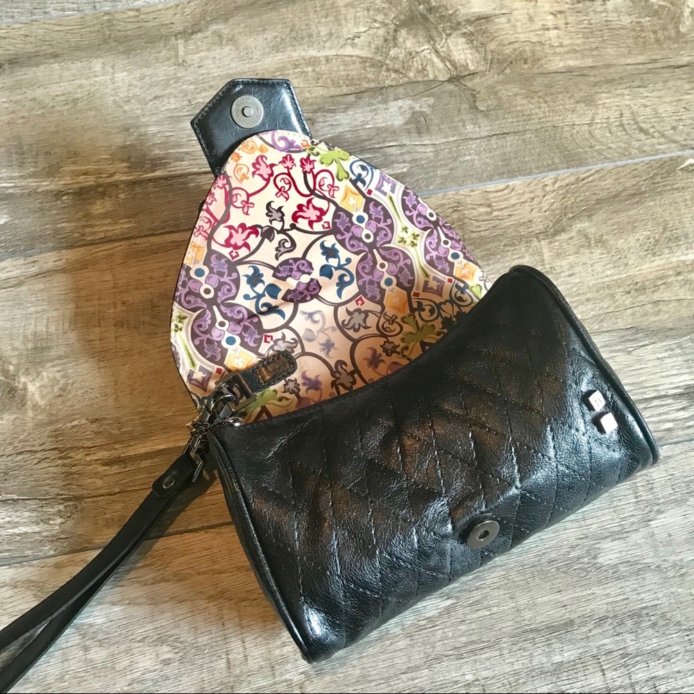 Helen Welsh Black Quilted Wristlet